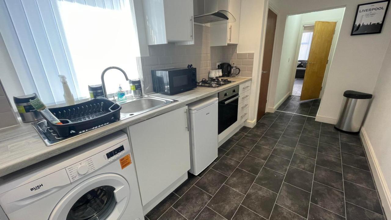 Ryan Air I Bnb - Lfc Apartments Liverpool Luaran gambar