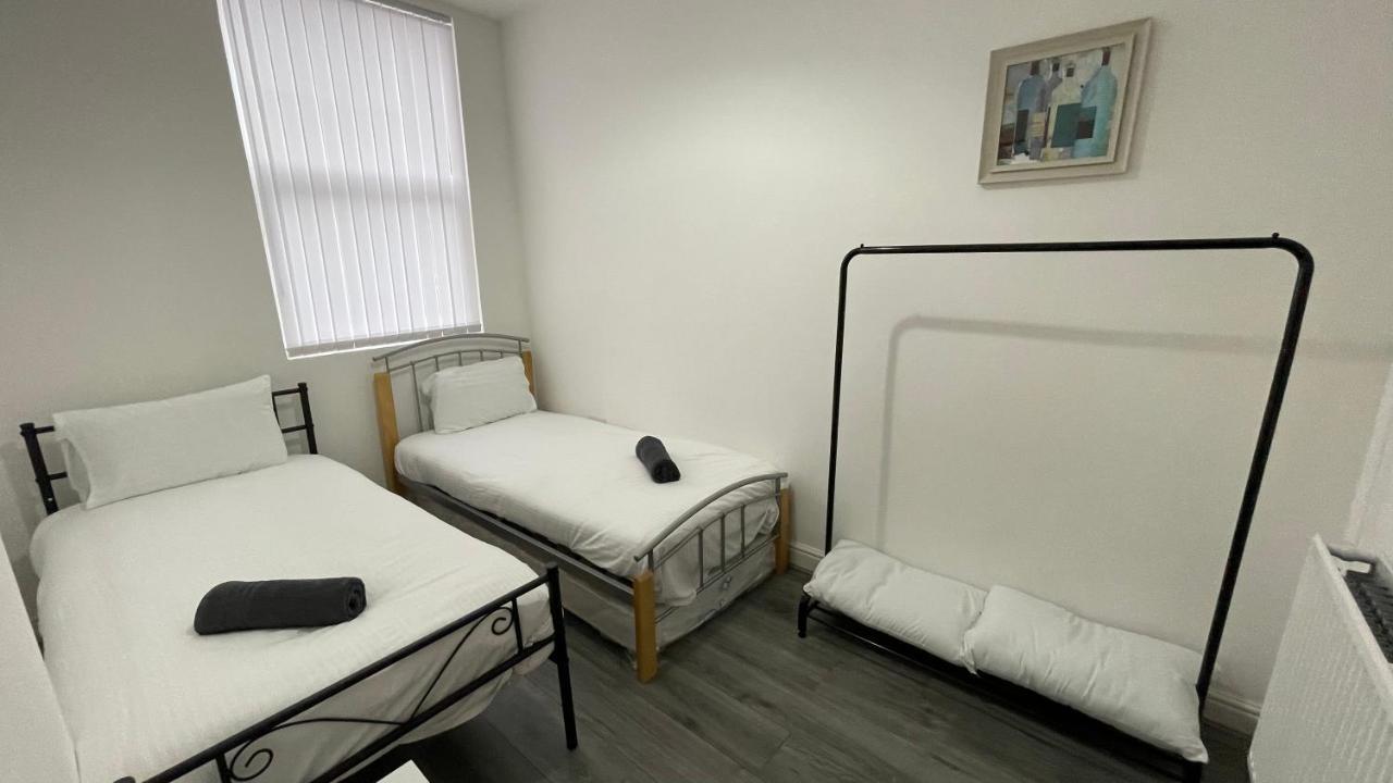Ryan Air I Bnb - Lfc Apartments Liverpool Luaran gambar